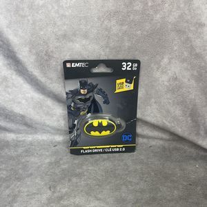 Emtec Batman USB 32 GB Flash Drive/Keychain Back to School New Sealed